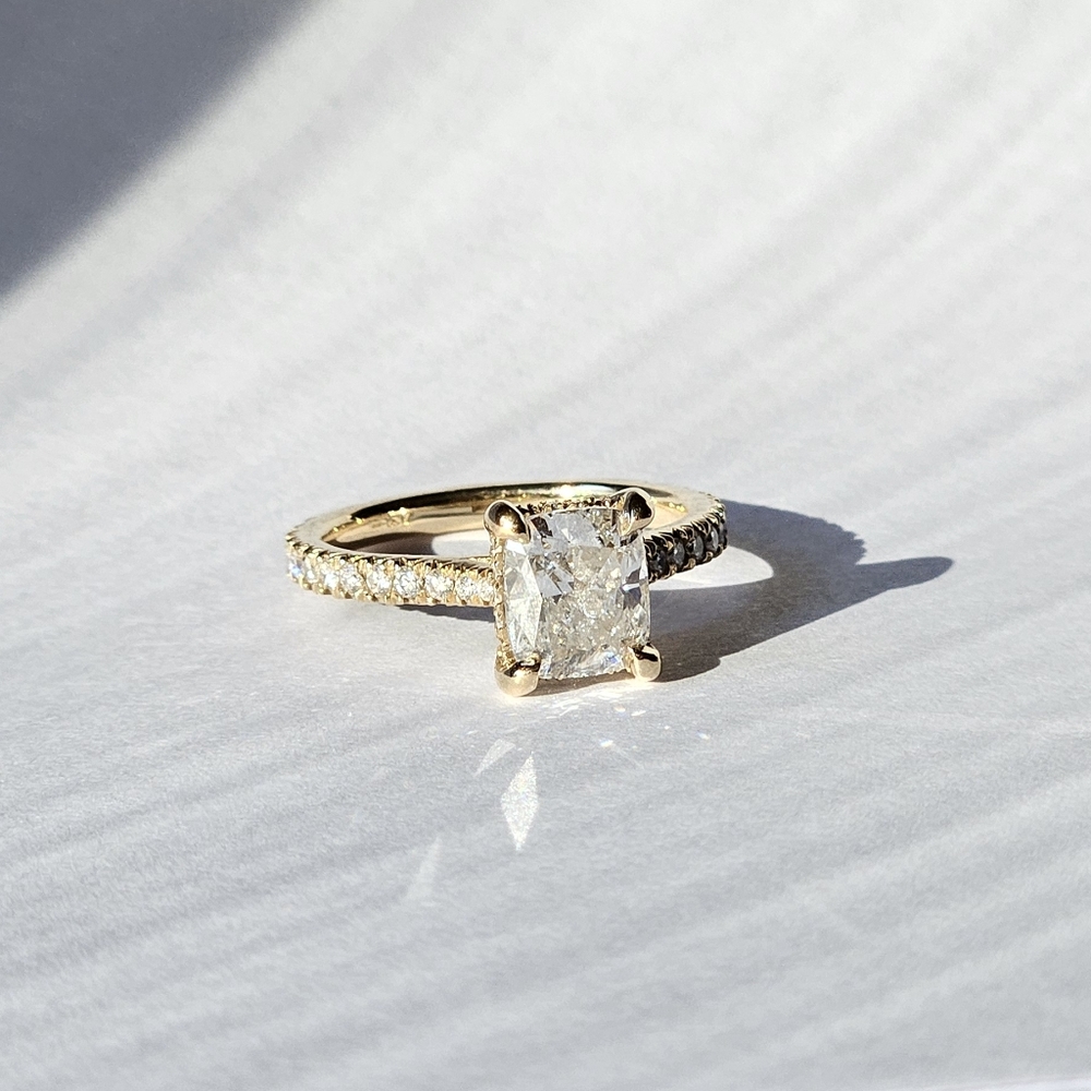 2.29ct Cushion Cut Diamond Engagement Ring 14K Solid Yellow Gold